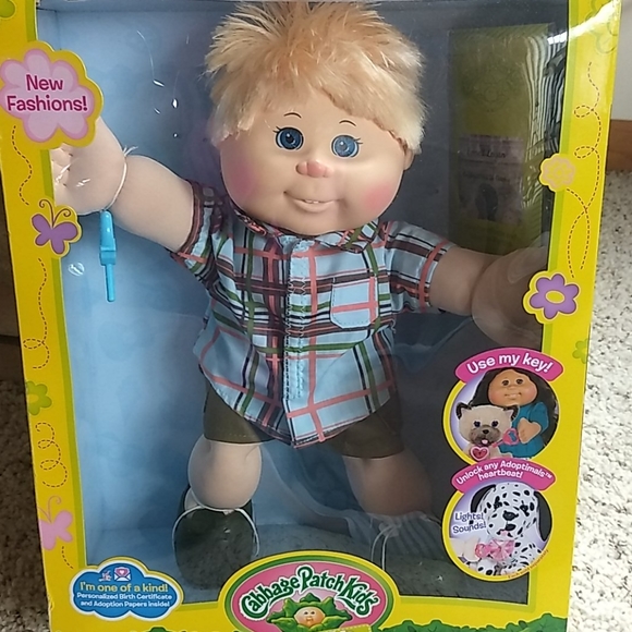 Cabbage Patch Doll - Picture 1 of 4